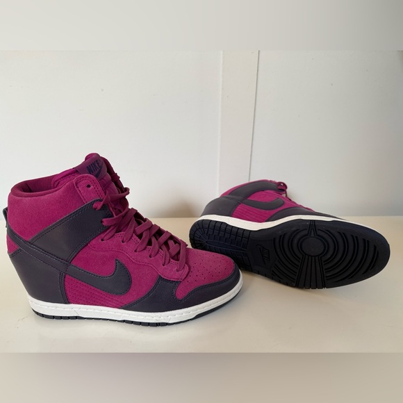 Nike Dunk Sky Hi Limited Edition - Picture 3 of 5